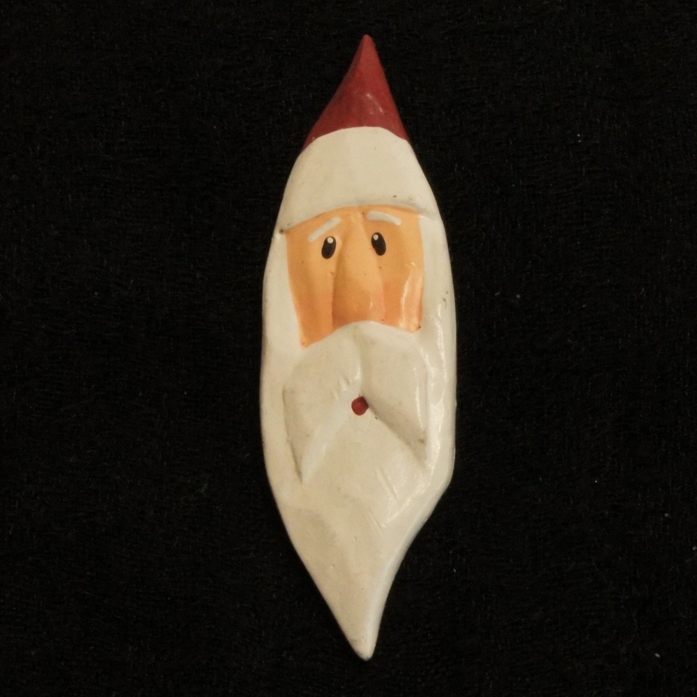 Vintage‎ Ceramic Santa Face Brooch Hand Painted Folk Art Christmas Pin